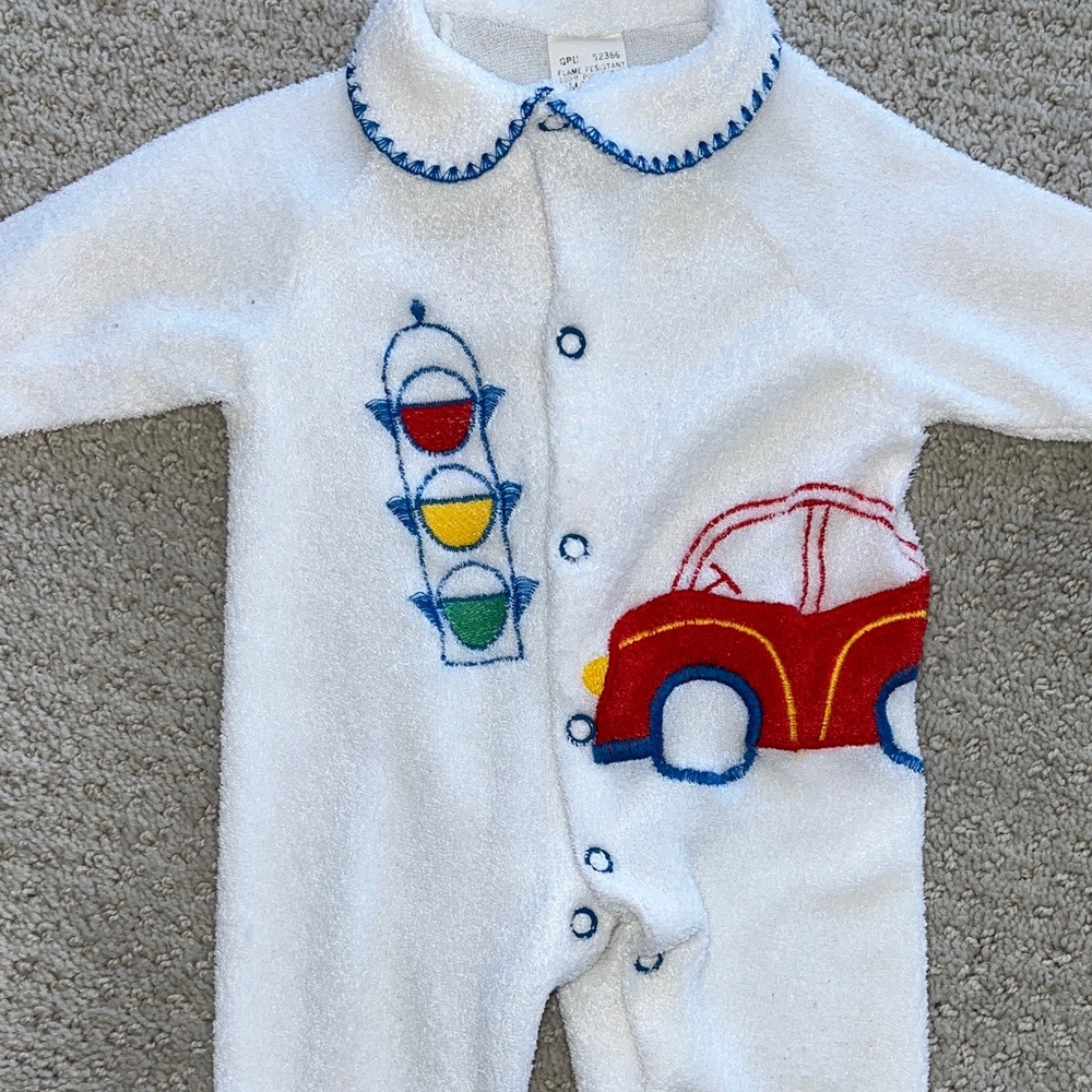 VINTAGE 1988 White Terry footie with Red Car and stoplight button up collar boys